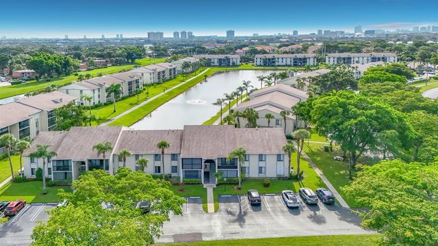 1104 GREEN PINE E1, West Palm Beach, FL 33409