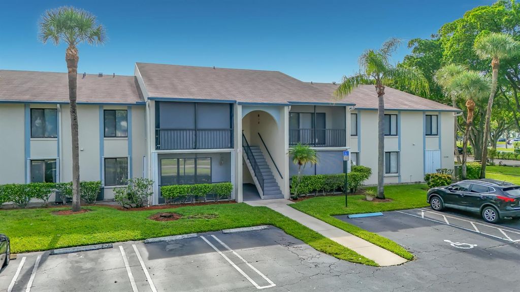 1104 GREEN PINE E1, West Palm Beach, FL 33409