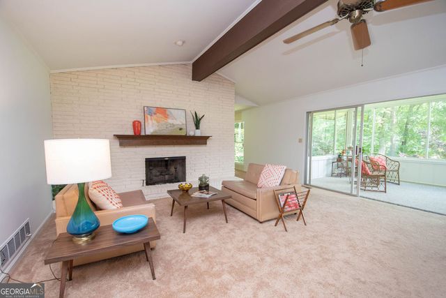 512 Golf View Drive, Peachtree City, GA 30269