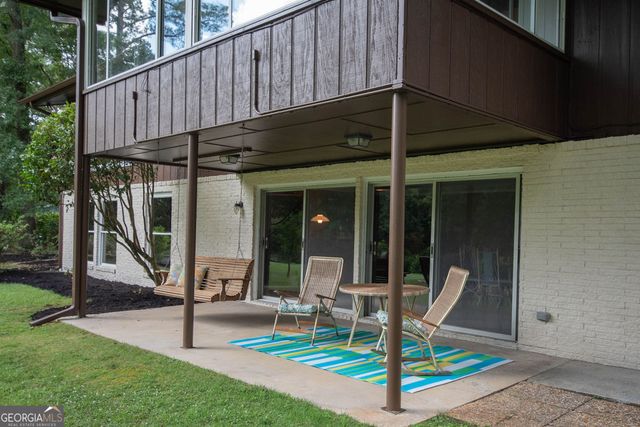 512 Golf View Drive, Peachtree City, GA 30269