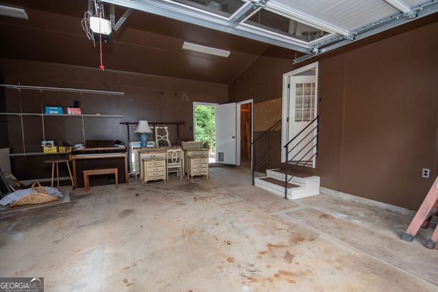512 Golf View Drive, Peachtree City, GA 30269