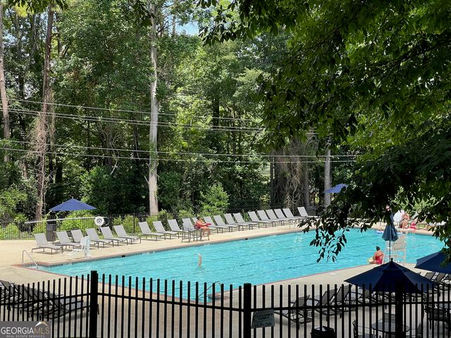 512 Golf View Drive, Peachtree City, GA 30269