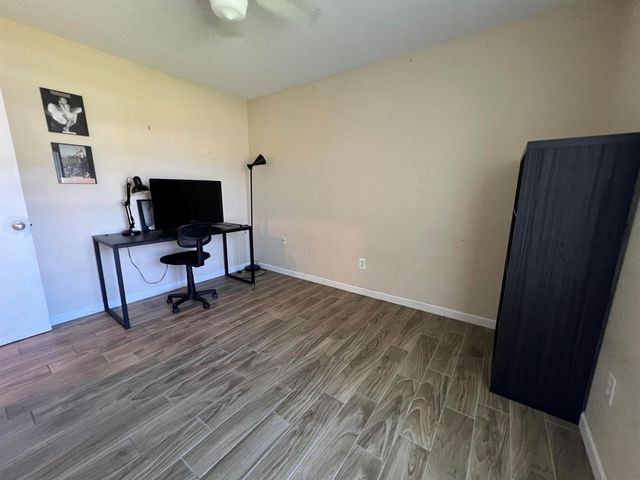 432 SW Curry Street, Port St. Lucie, FL 34983