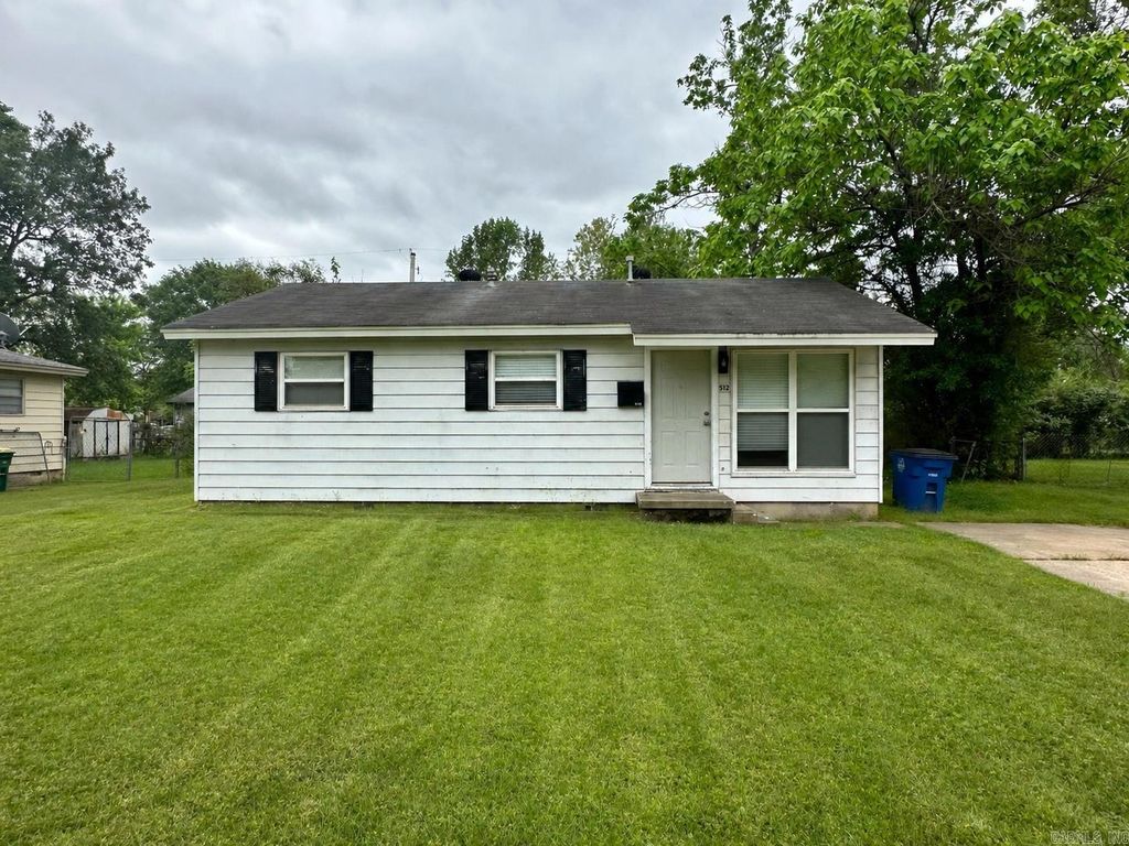 512 Ellen Drive, North Little Rock, AR 72117