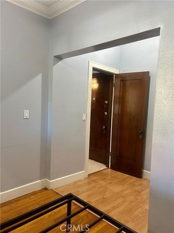 2121 James M Wood Boulevard 121, Los Angeles, CA 90006