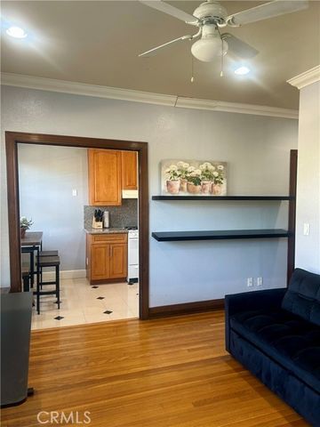 2121 James M Wood Boulevard 121, Los Angeles, CA 90006