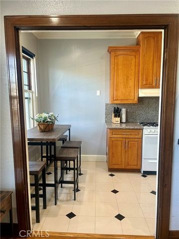 2121 James M Wood Boulevard 121, Los Angeles, CA 90006