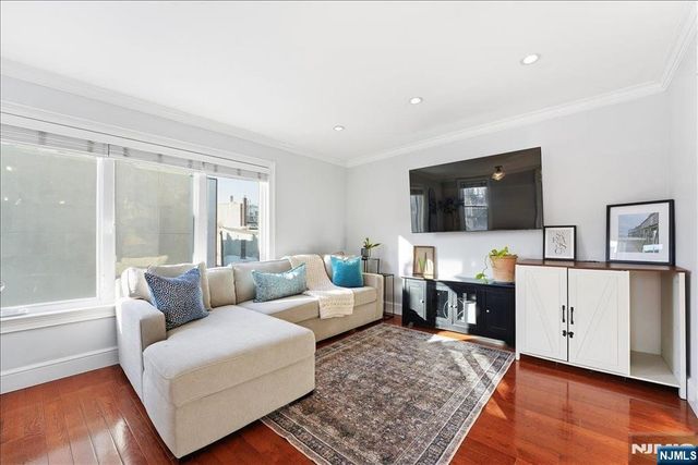 700 Bloomfield Street 3, Hoboken, NJ 07030