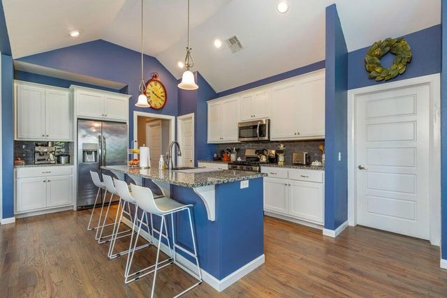 61530 E 266 Road, Grove, OK 74344