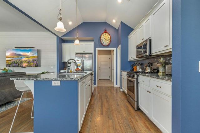 61530 E 266 Road, Grove, OK 74344