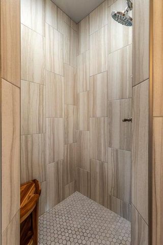 61530 E 266 Road, Grove, OK 74344