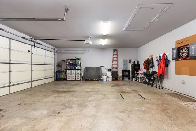 61530 E 266 Road, Grove, OK 74344