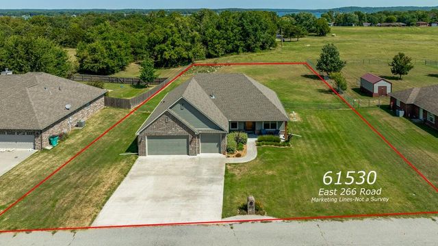61530 E 266 Road, Grove, OK 74344