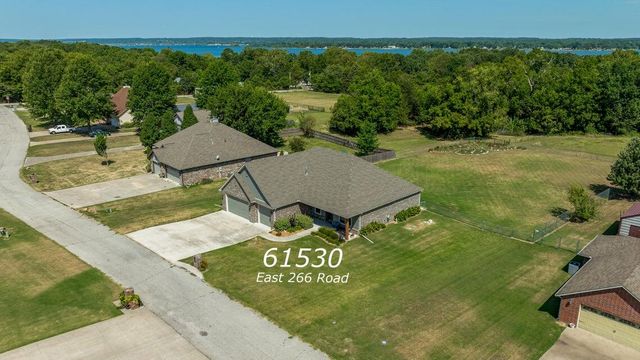 61530 E 266 Road, Grove, OK 74344
