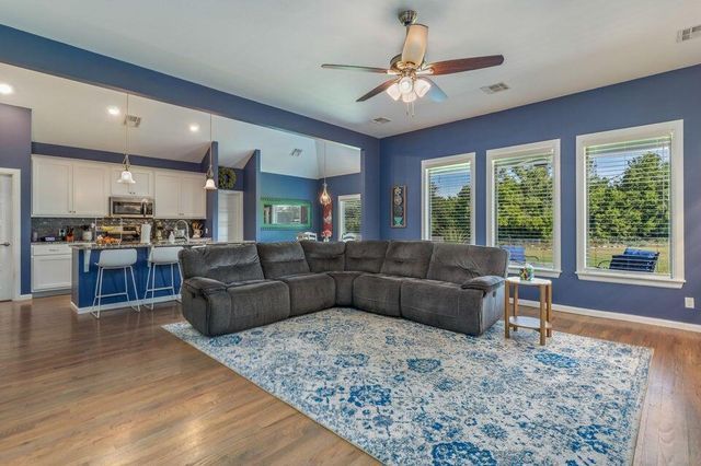 61530 E 266 Road, Grove, OK 74344