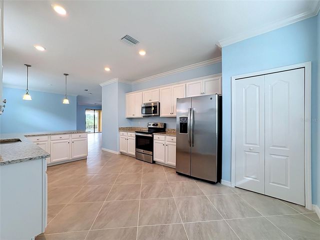 10185 COLUBRINA DRIVE, Venice, FL 34293