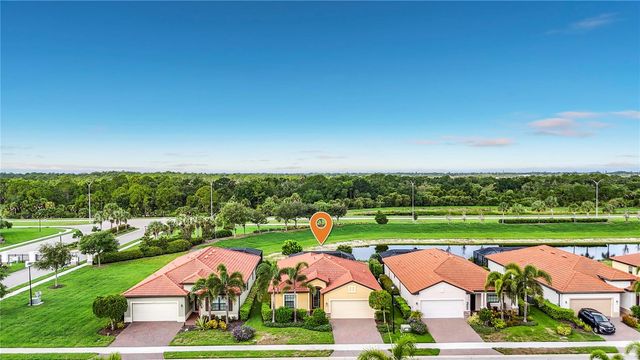 10185 COLUBRINA DRIVE, Venice, FL 34293