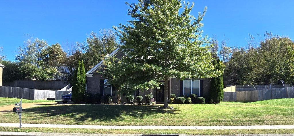2060 Morton Dr, Spring Hill, TN 37174