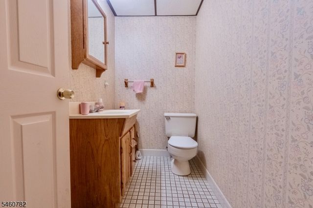 15 Torbet Dr, Wayne Twp., NJ 07470