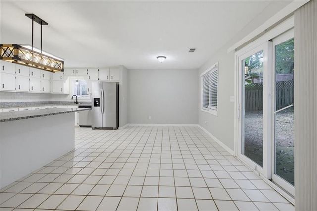 2805 Varlet Court, Snellville, GA 30039