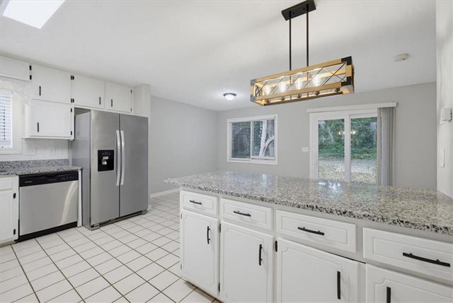 2805 Varlet Court, Snellville, GA 30039