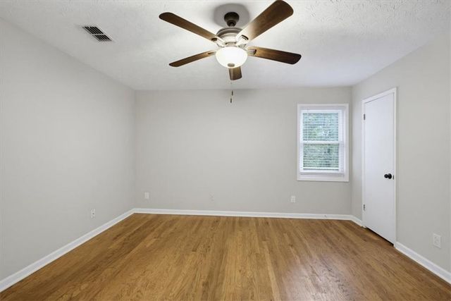 2805 Varlet Court, Snellville, GA 30039