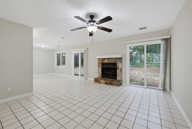 2805 Varlet Court, Snellville, GA 30039