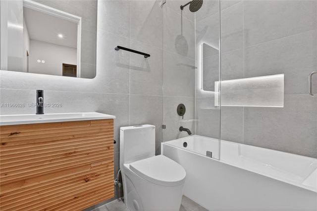 1514 Consolata Ave, Coral Gables, FL 33146