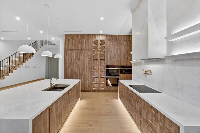 1514 Consolata Ave, Coral Gables, FL 33146