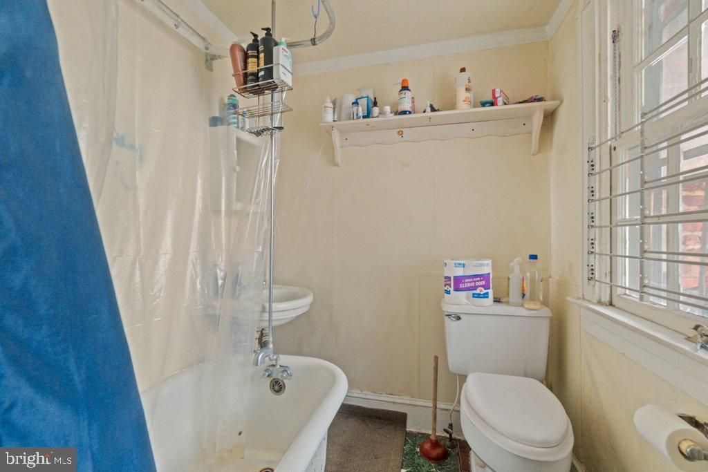 Image 14 of property listing at 3305 & 3309 GUILFORD AVE, Baltimore, MD 21218
