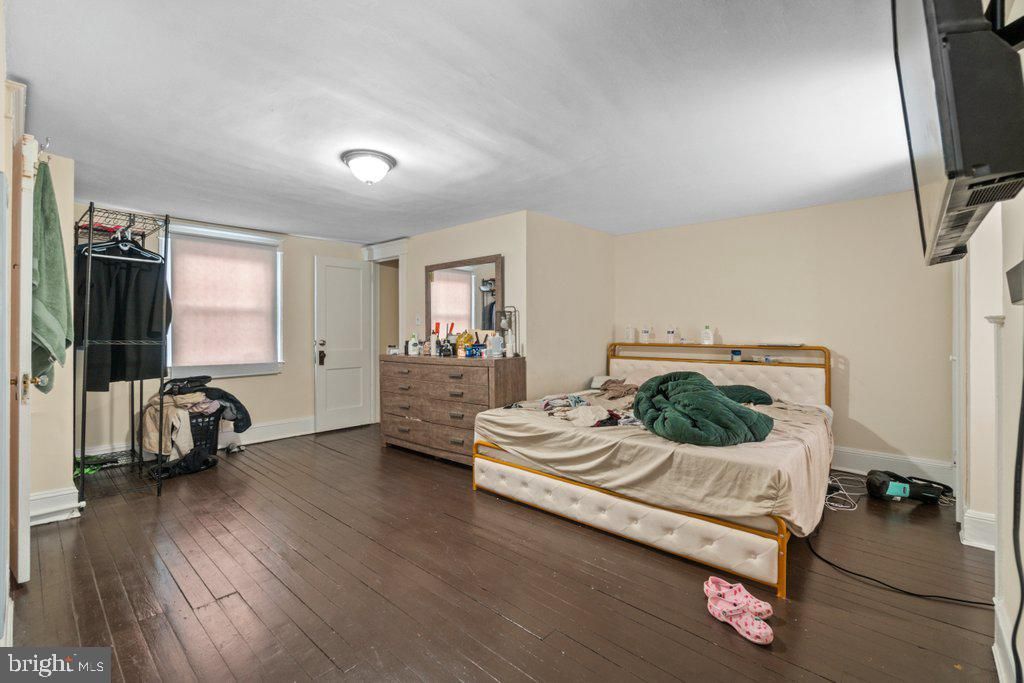 Image 33 of property listing at 3305 & 3309 GUILFORD AVE, Baltimore, MD 21218