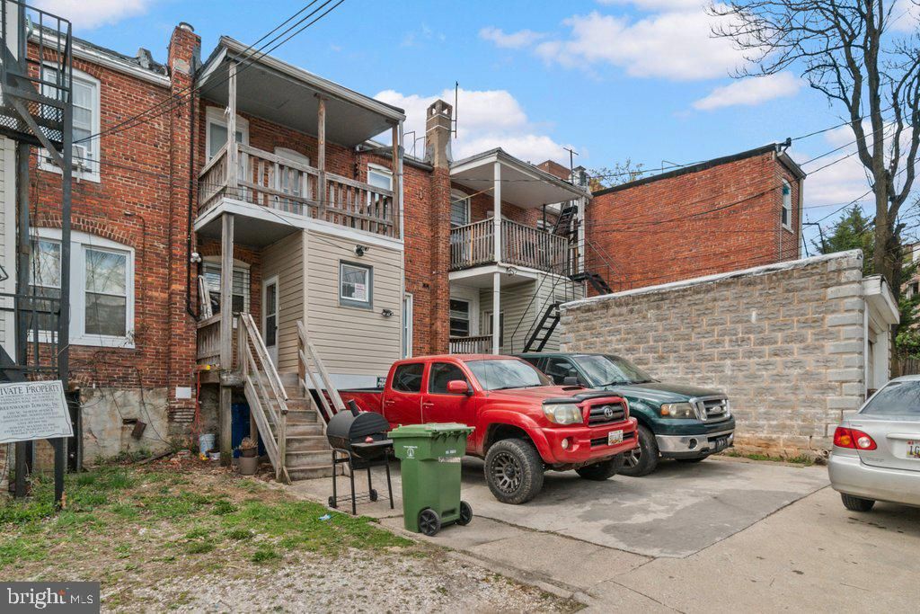 Image 41 of property listing at 3305 & 3309 GUILFORD AVE, Baltimore, MD 21218