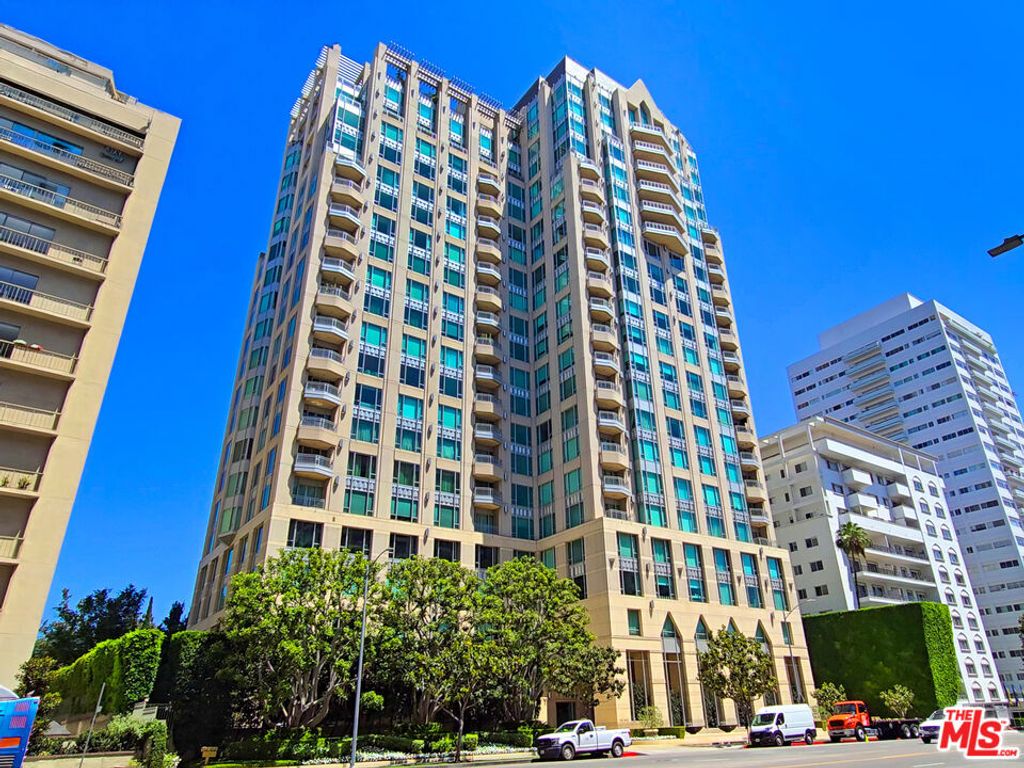 10727 Wilshire Boulevard 404, Los Angeles, CA 90024 — photo 3