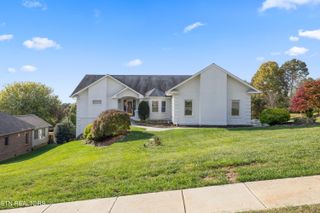 5439 Kesterbrooke Blvd, Knoxville, TN 37918