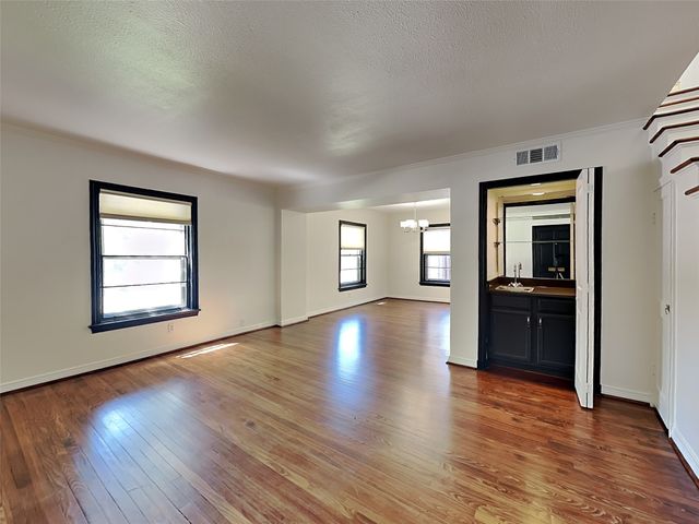 6442 Bordeaux Avenue, Dallas, TX 75209