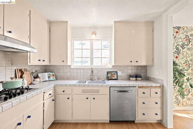 3554 Jordan, Oakland, CA 94619