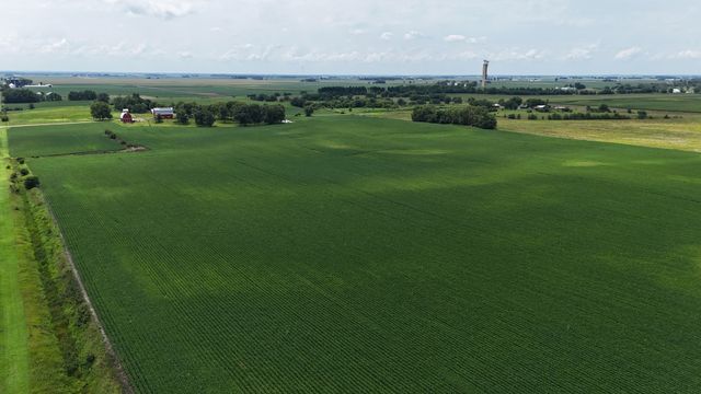 000 Jersey Road, Tampico, IL 61283