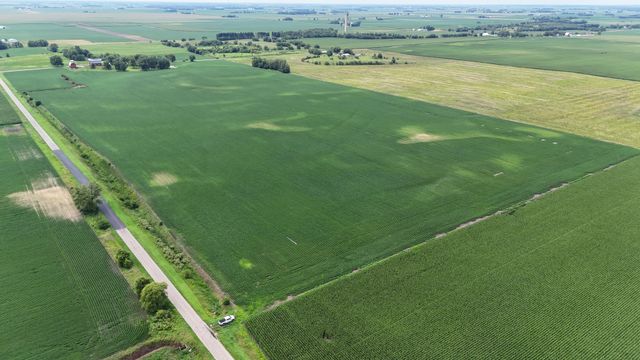 000 Jersey Road, Tampico, IL 61283