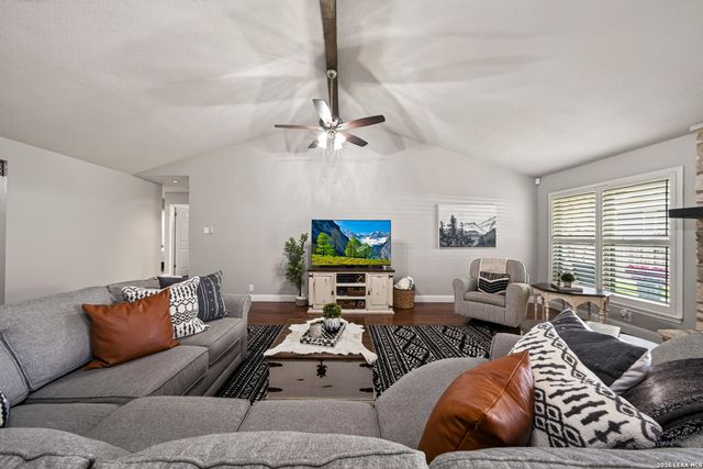 2706 Stone Edge St, San Antonio, TX 78232