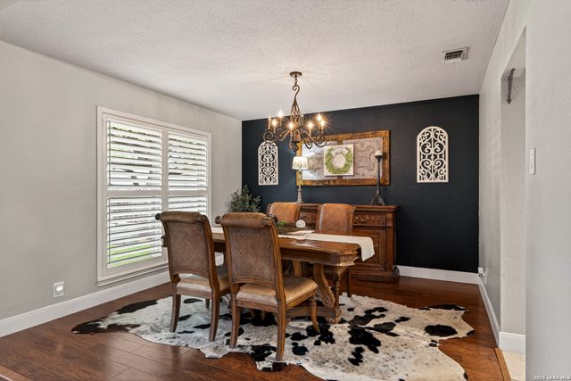 2706 Stone Edge St, San Antonio, TX 78232