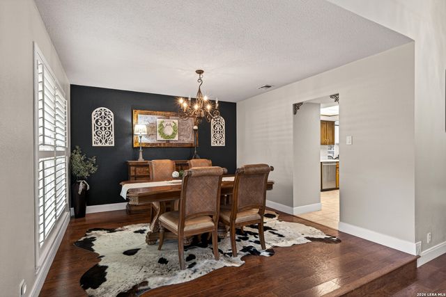 2706 Stone Edge St, San Antonio, TX 78232
