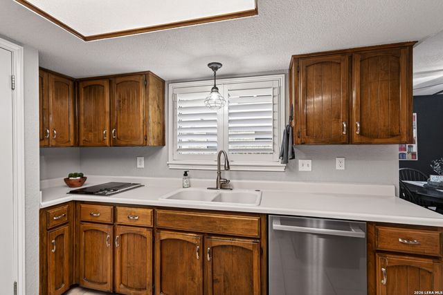 2706 Stone Edge St, San Antonio, TX 78232