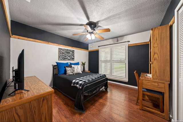 2706 Stone Edge St, San Antonio, TX 78232