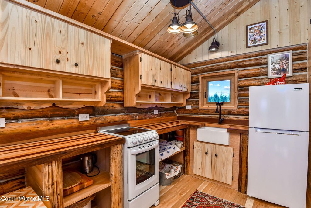 5939 E Burma Rd, Harrison, ID 83833 photo 13