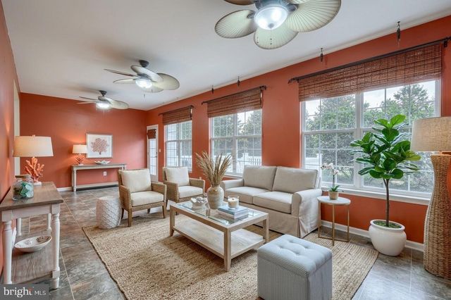 420 WINTERBERRY DR, Middletown, DE 19709