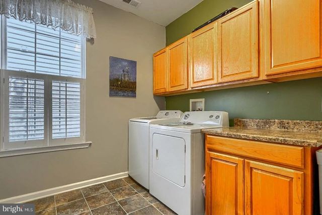 420 WINTERBERRY DR, Middletown, DE 19709