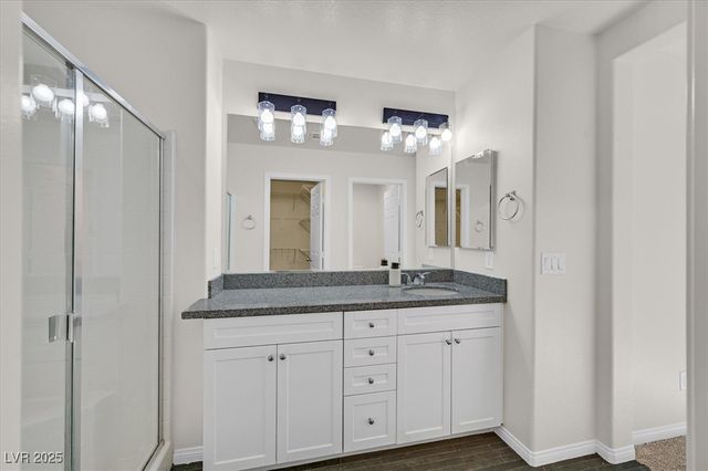 10635 Seasonable Drive, Las Vegas, NV 89129