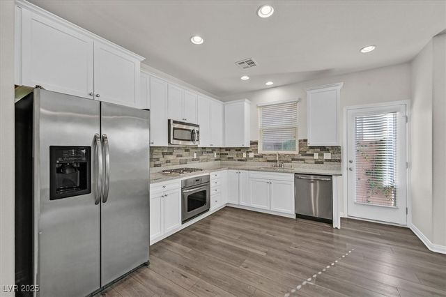 10635 Seasonable Drive, Las Vegas, NV 89129