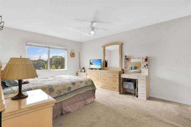 2600 NE 135th St 3C-A, North Miami, FL 33181