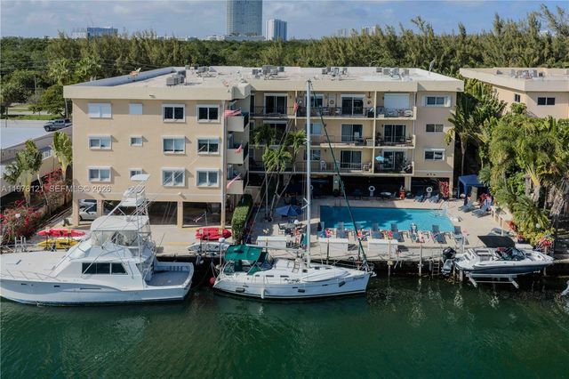 2600 NE 135th St 3C-A, North Miami, FL 33181